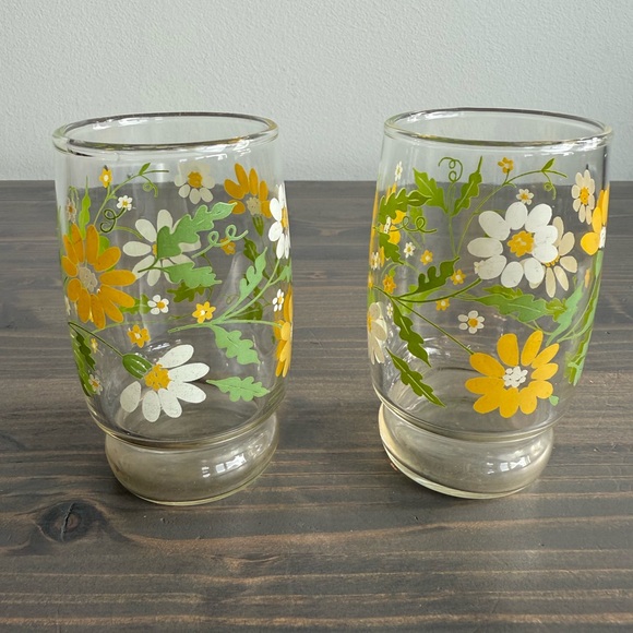 2 x vintage glass juice cup - Picture 9 of 9